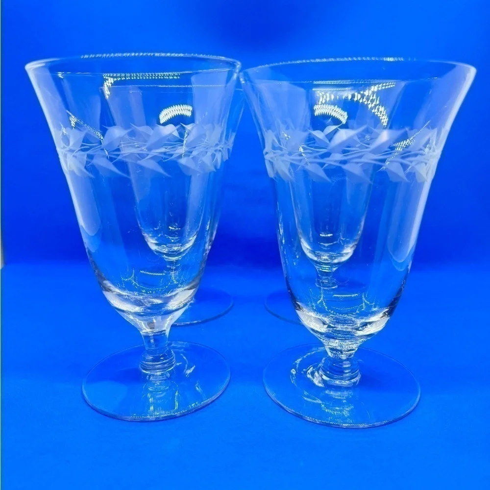 Vintage Glass Laurel Leaves Cut 10oz Parfait/Footed Tumbler Set of 4
